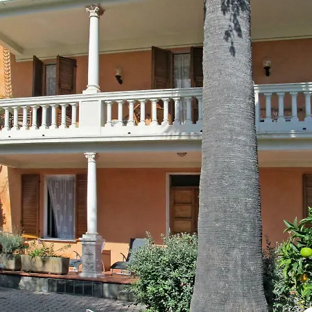 Locazione Turistica Casa Mara Appartement